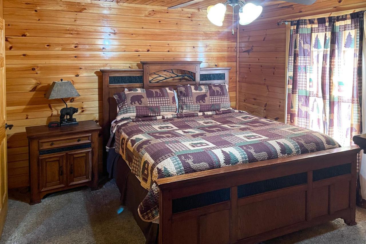 Black Bear Hideaway Cabin Gatlinburg Luaran gambar