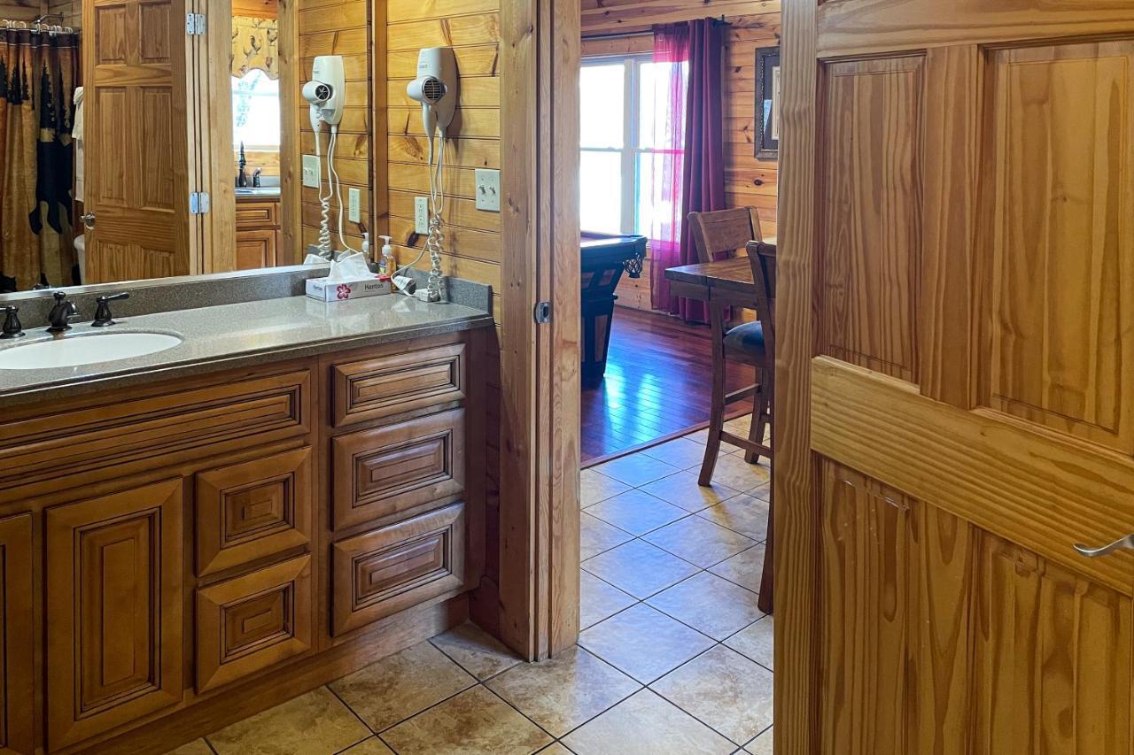 Black Bear Hideaway Cabin Gatlinburg Luaran gambar
