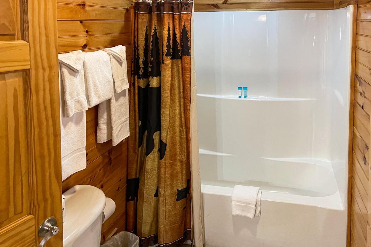 Black Bear Hideaway Cabin Gatlinburg Luaran gambar